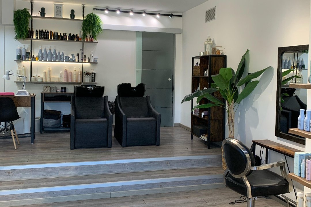 Me Hair Lab, Magliana, Roma