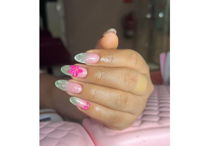 Nails By Nanda 1 - Onglerie Fuenlabrada - Photo de galerie - OneBooking