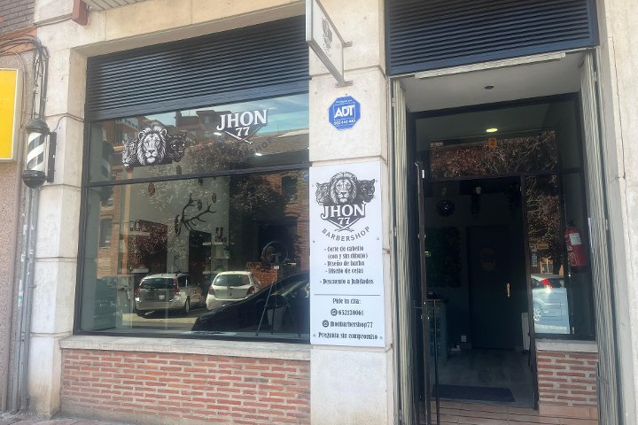 Jhonbabershop77 - Barbier Valladolid - Photo de galerie - OneBooking
