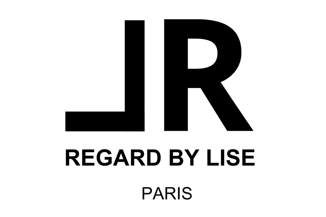 Regard by lise, Rue de Passy, Paris