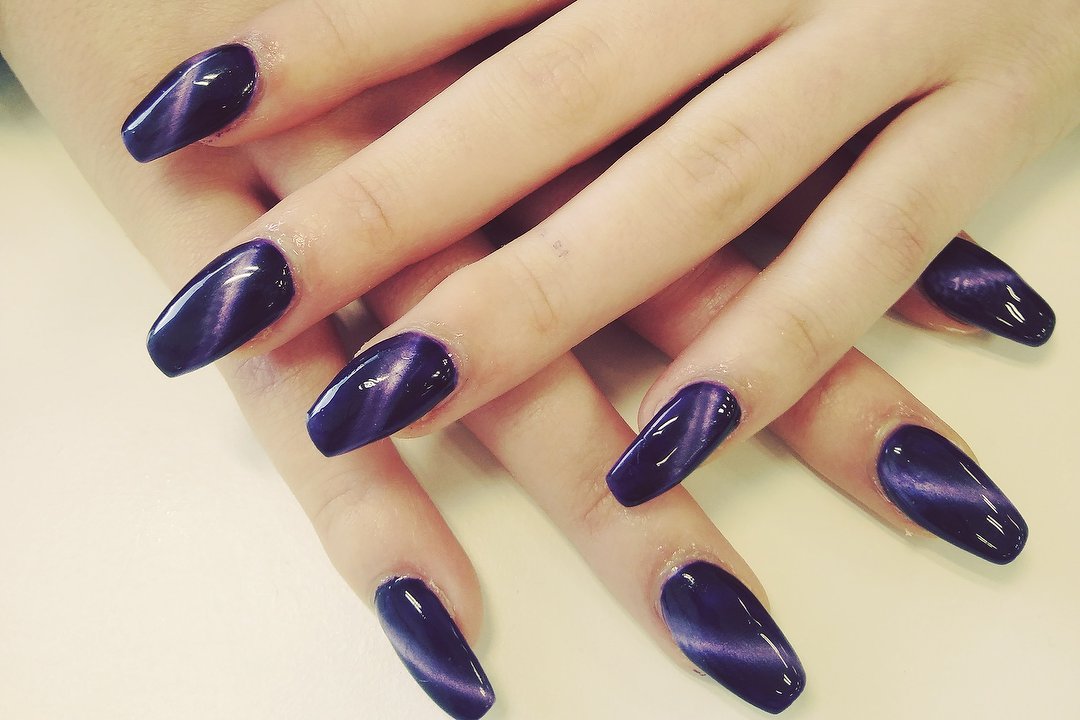 Nailz & Browz with Kelly, Slateford, Edinburgh