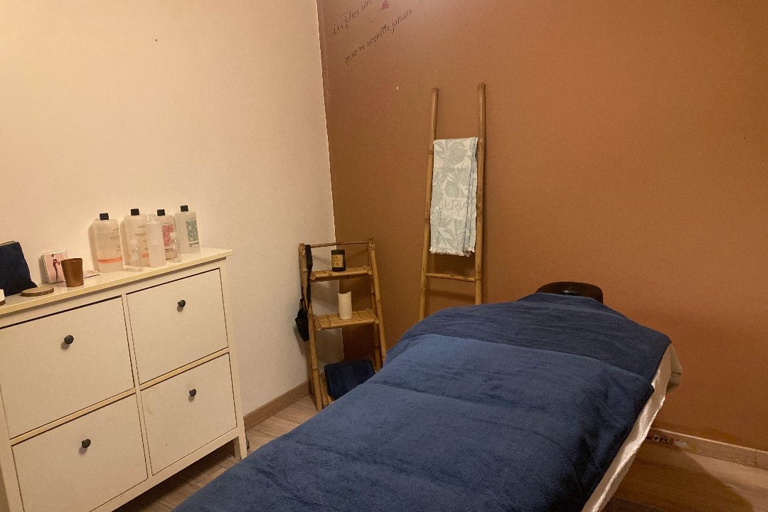Jlana_massage, Sassenage, Grenoble-Alpes Métropole