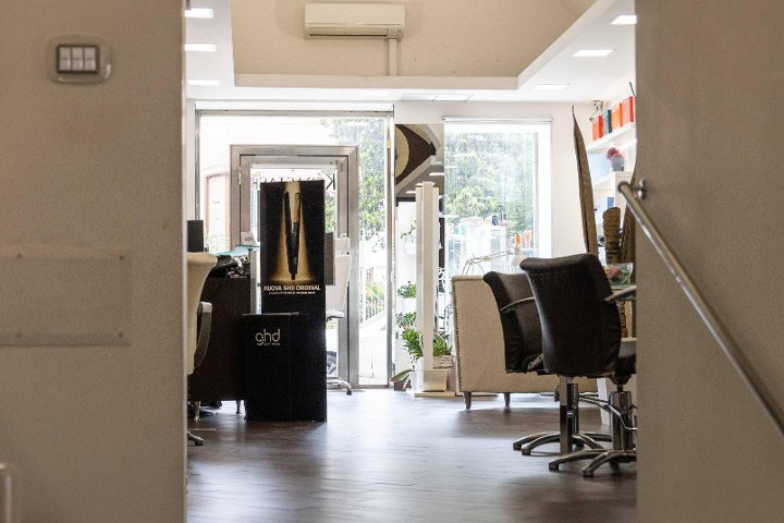 H A I R  &  B E A U T Y " Giuseppe Russo e Lucia Morales" - Massage Catania - Photo de galerie - OneBooking
