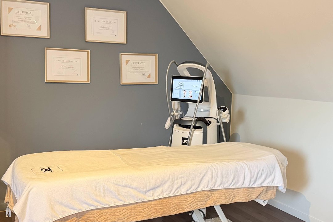 Velvetcontourclinic, Opwijk, Flemish Brabant