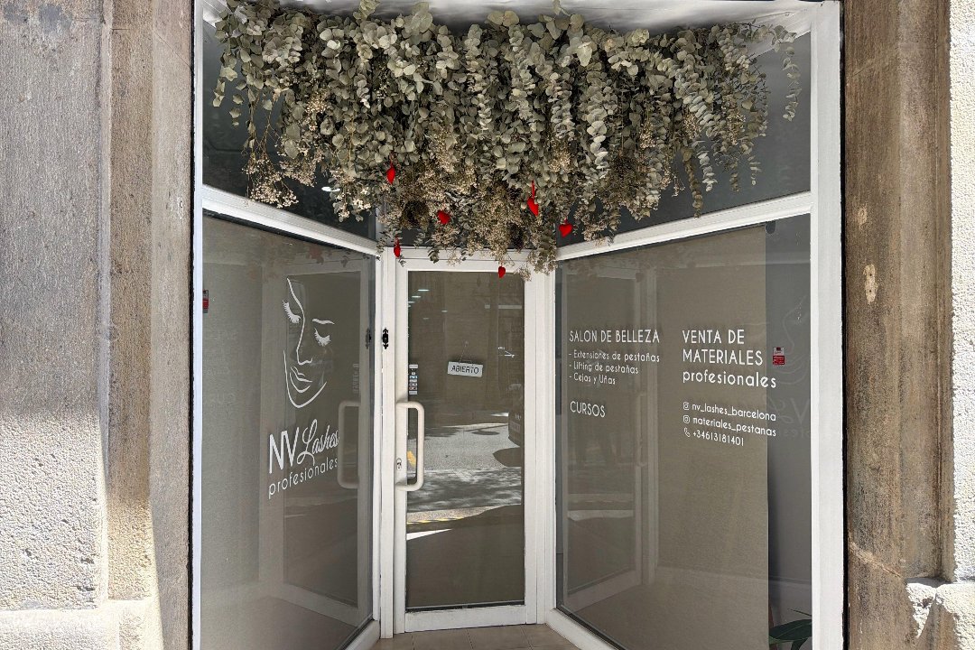 NV Lashes, Sants-Montjuïc, Barcelona