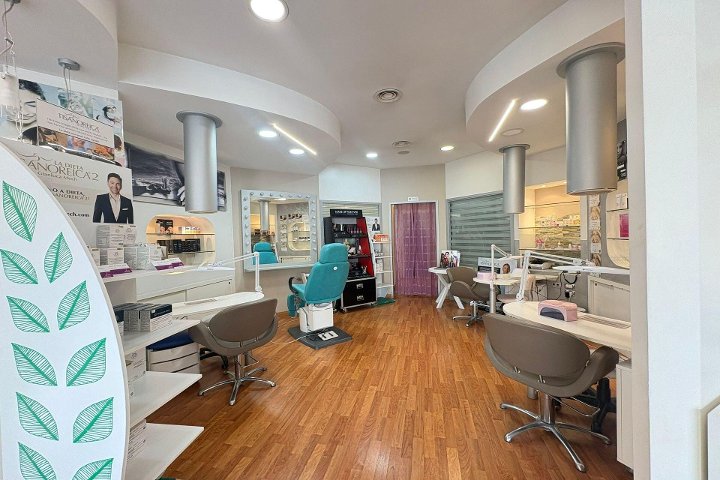 Centro Estetico Ghié - Estetica con Nail's e PMU - Onglerie Latina LT - Photo de galerie - OneBooking