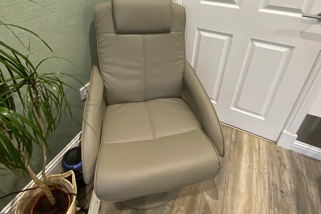 Karen’s Reiki - Women only, Ralston, Renfrewshire