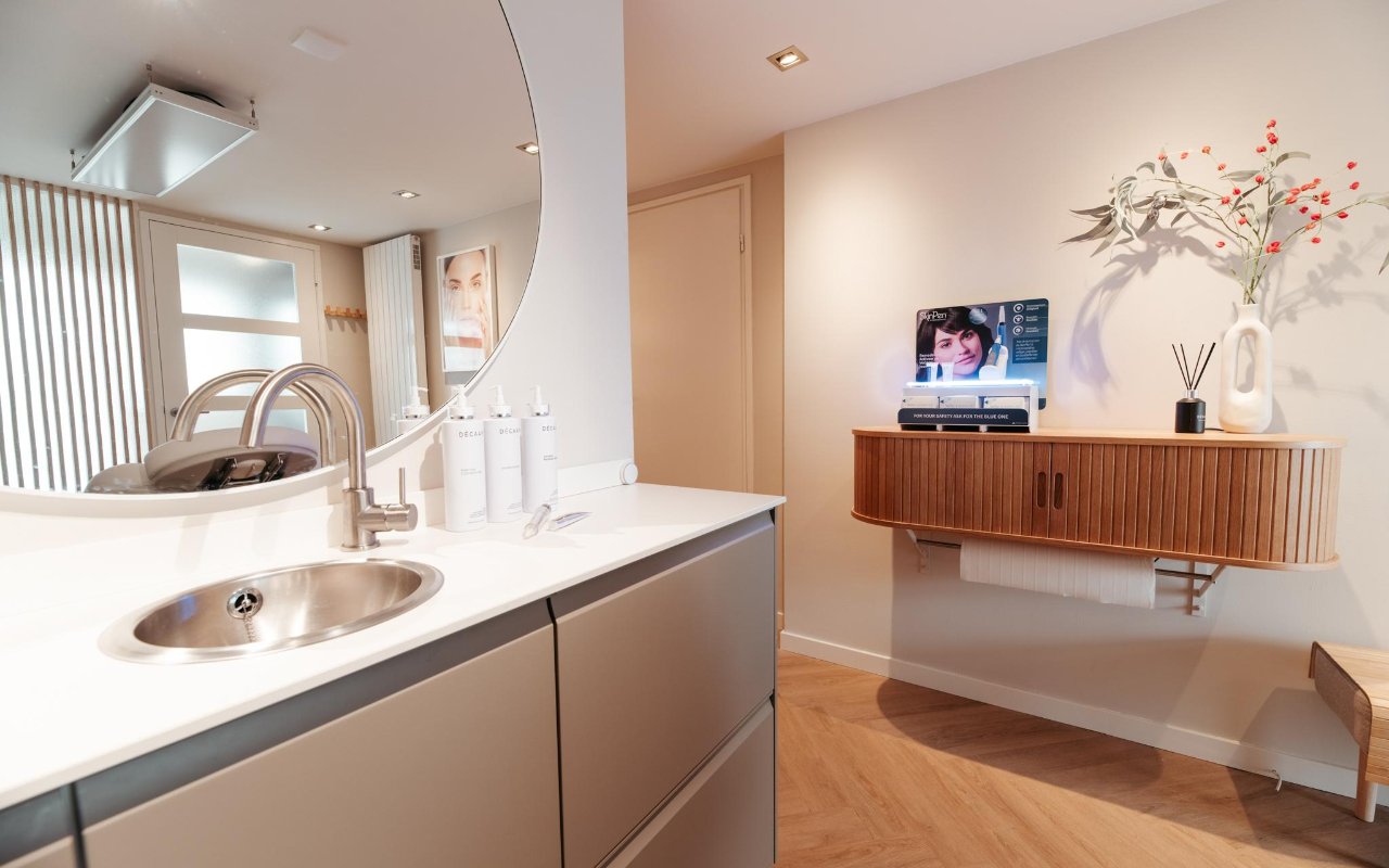Hydrating Facial near Koolhoven, Tilburg - Treatwell