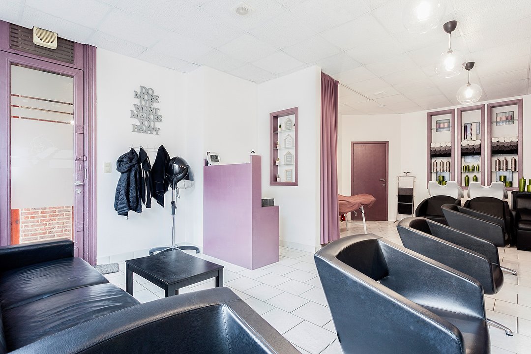 Avesta Dames Kapsalon, Kiel, Antwerpen