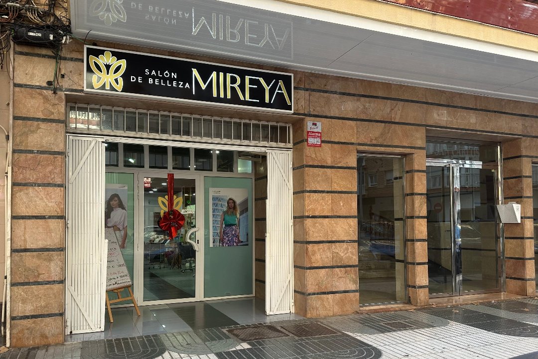 Salón de Belleza Mireya, Canteras