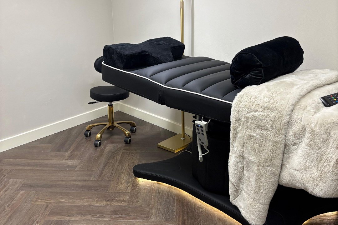 Marilyn Lash & Beauty Bar, Corn Exchange, Leeds