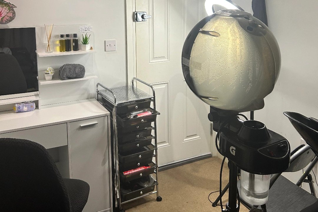 TrichoNaturals, Bexleyheath, London