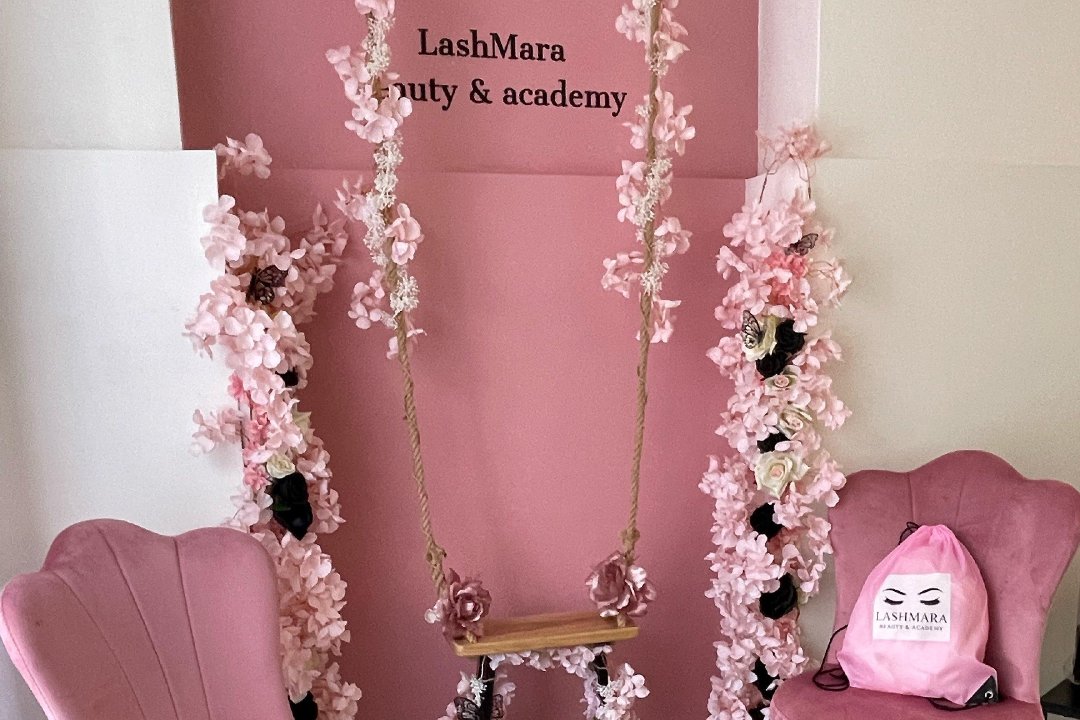 LashMara Beauty & Academy, Muggiò, Lombardia