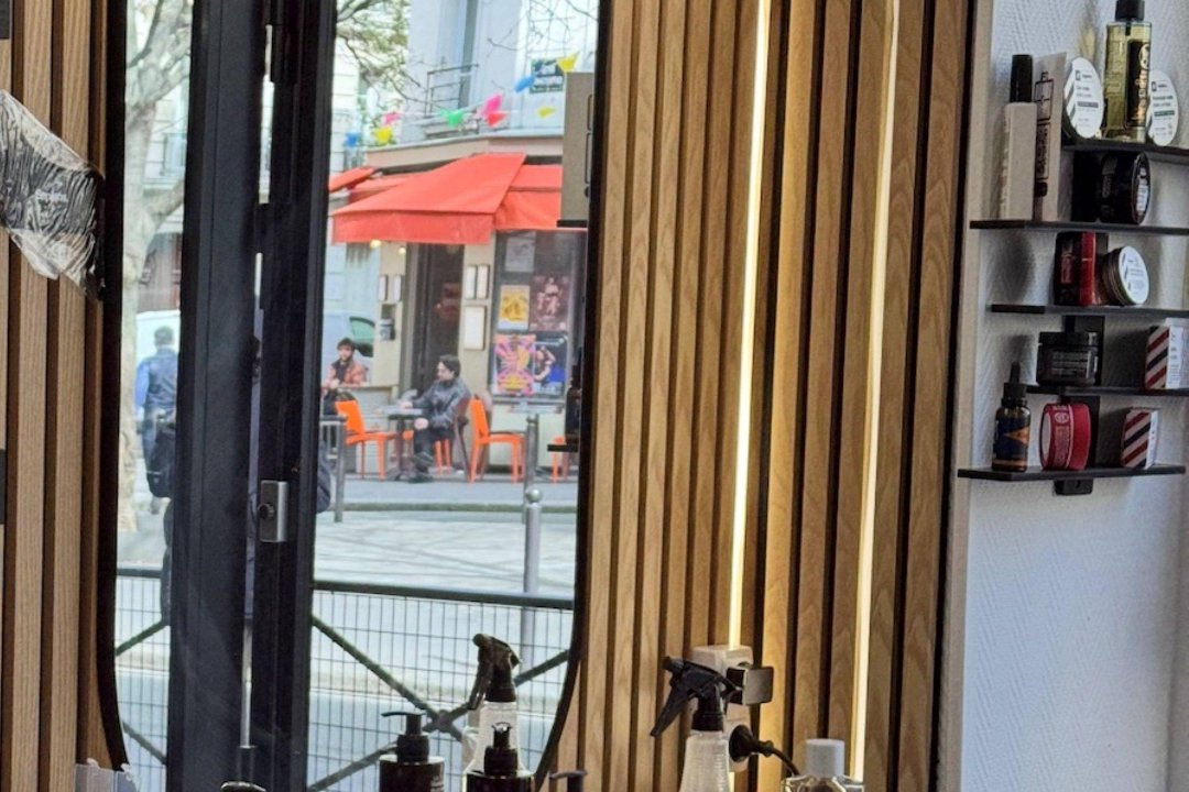 Hair lab 18, Boulevard Ney, Paris