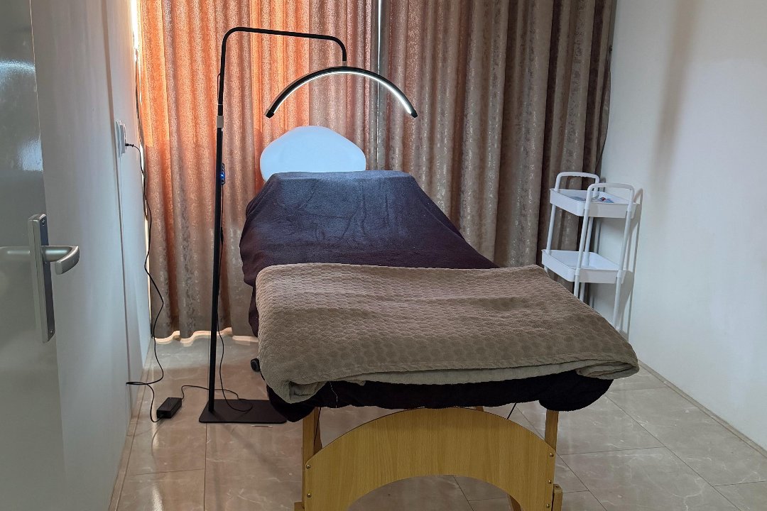 Velvet Lashes, Rotterdam-West, Rotterdam