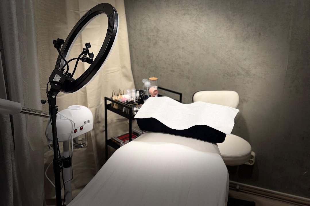 Elora’s Beauty Atelier, Prins Hendrikstraat, Den Haag