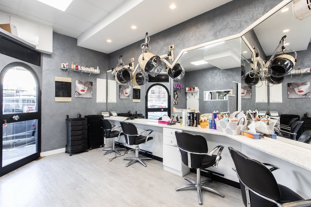 Chiacchiere e Capelli Il salotto di Silvia, Val Cannuta, Roma