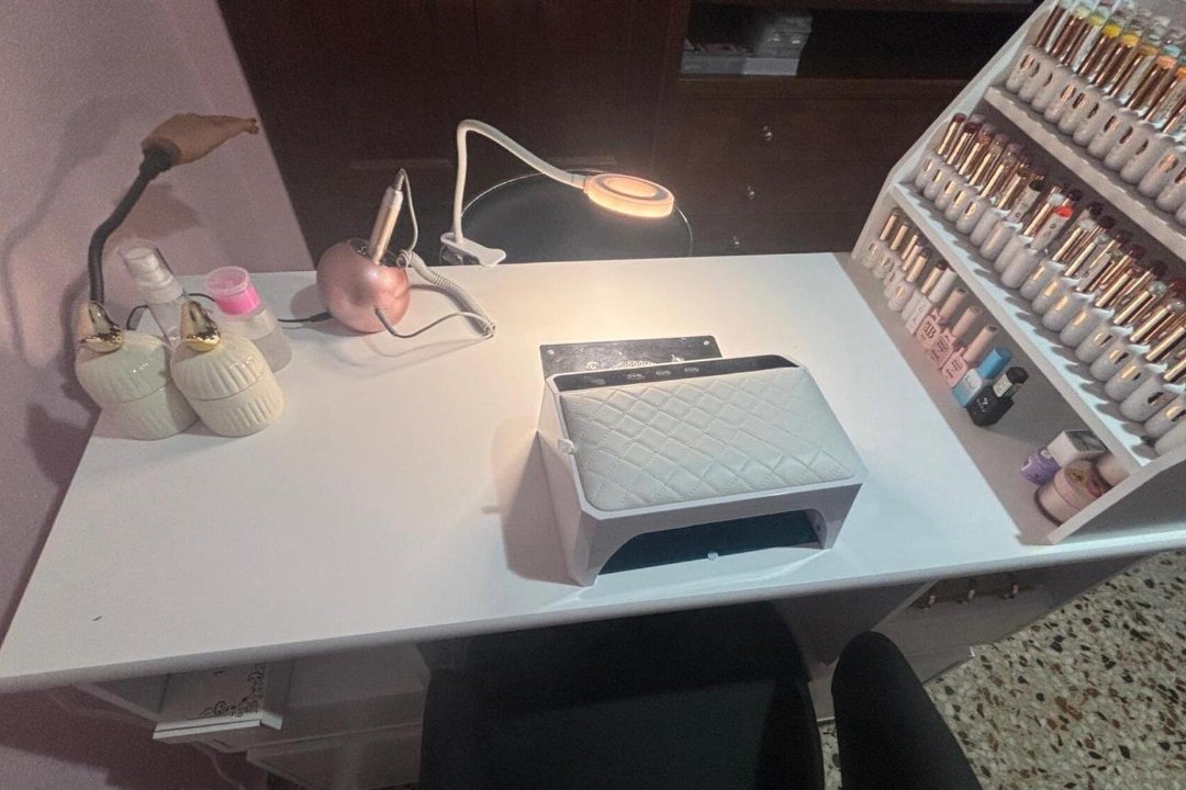 Isanails, El Cerro, Sevilla