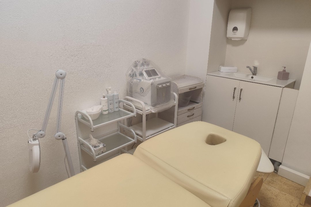 BEAUTY CENTER - Svetlana kosmetologė, Mindaugo Maxima, Vilnius