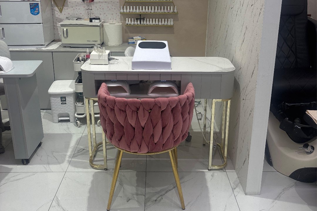 Cloe Nail Spa, Sanremo, Liguria