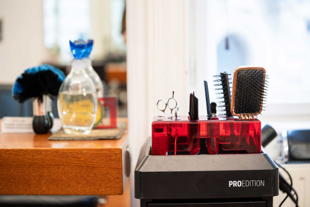 Stufenschnitt by Hairclub, 6. Bezirk, Wien