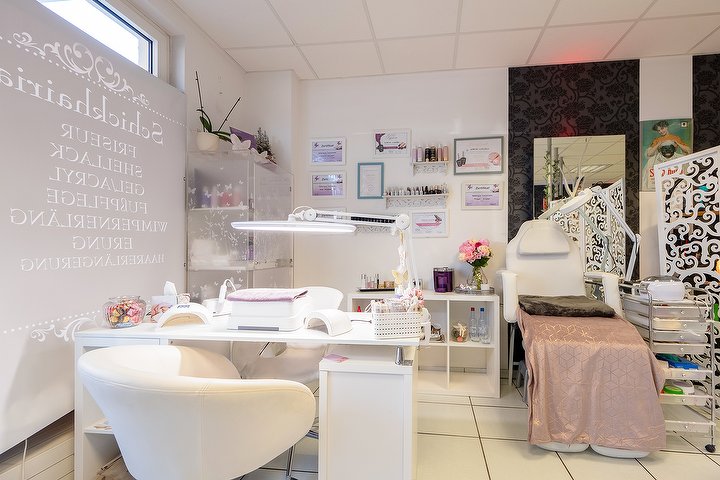 Naildesign By Katharina Nagelstudio In Sendling Westpark