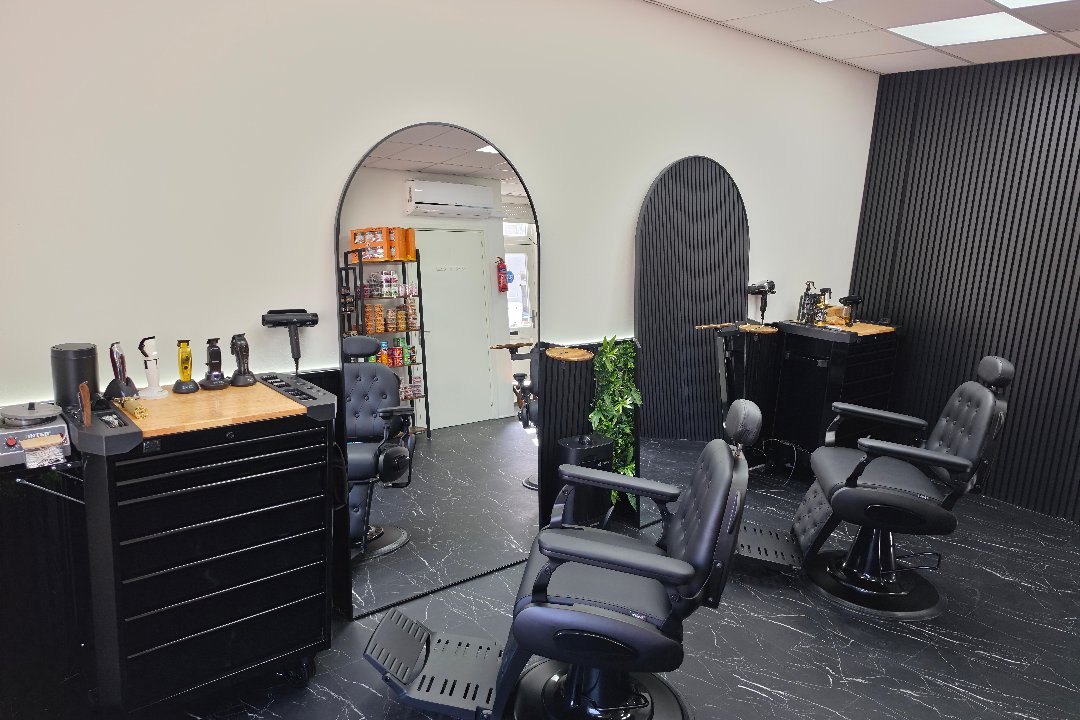 Kresto barbershop , Croeselaan, Utrecht