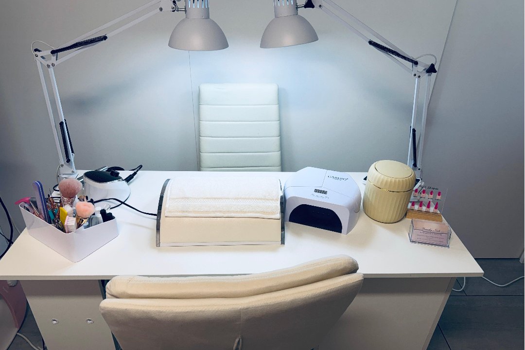 Yuneiky Nails, Kreis 6, Zürich