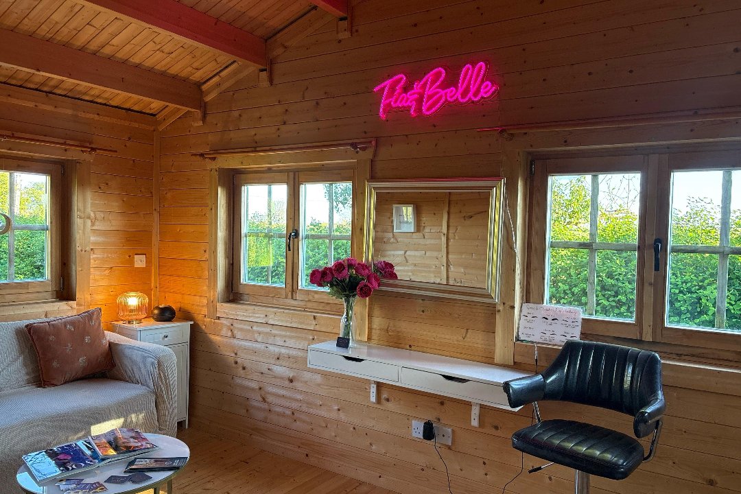 Margaret Höna - Fia&Belle Beauty, Renyvle