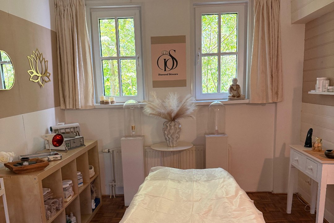 Diamond Skincare studio, Stationsstraat, Noord-Brabant