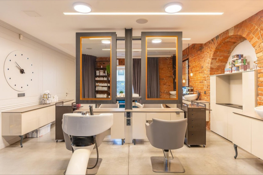 Eglė kirpėja Ingrida kosmetologė ( être grožio namai), Naujamiestis, Kaunas