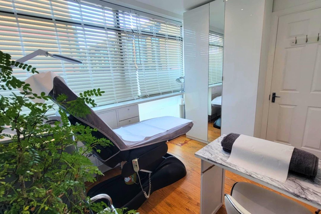 Paradise Tanning & Beauty, Harrow, London