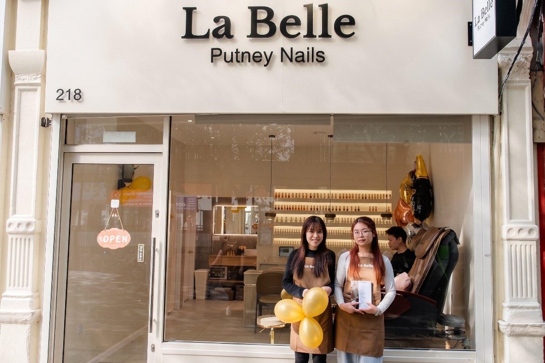 La Belle Putney Nails, Thamesfield, London