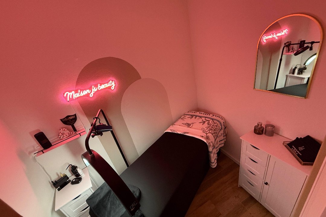 Maison JS Beauty, Sendling, München