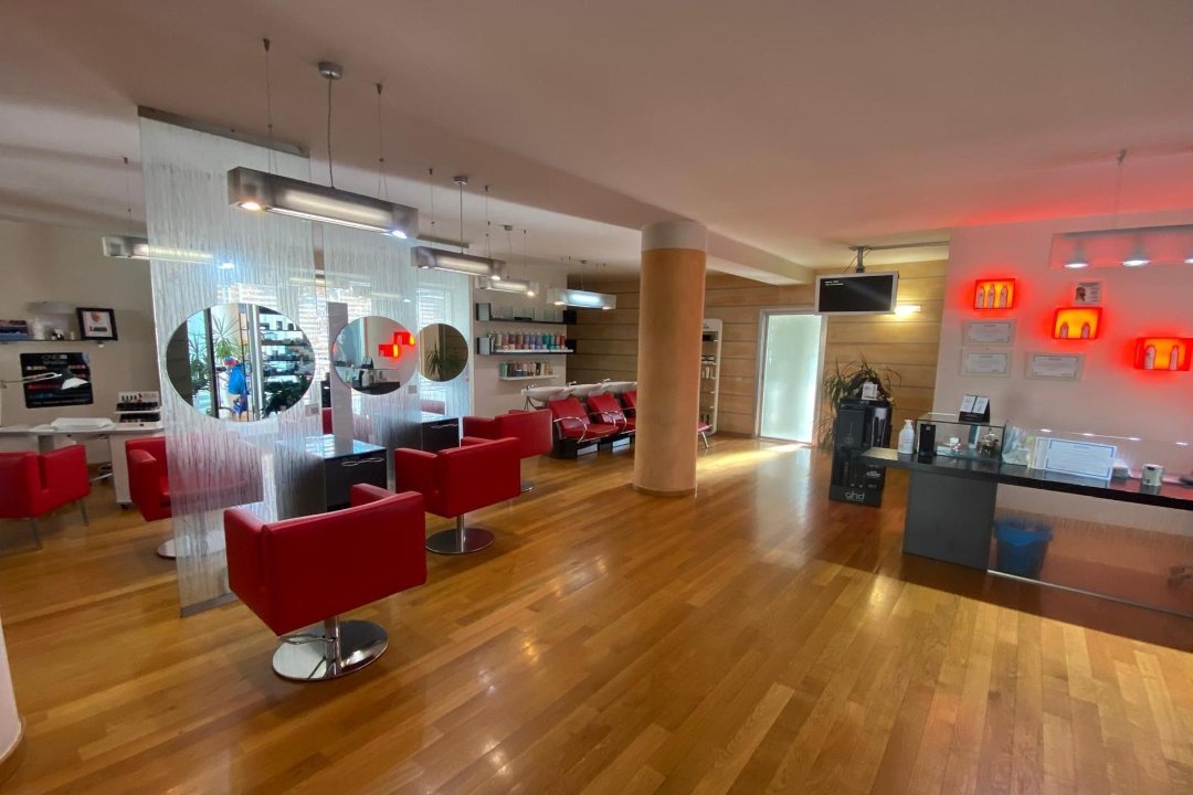 Explora Hair-Beauty, Lioni, Campania