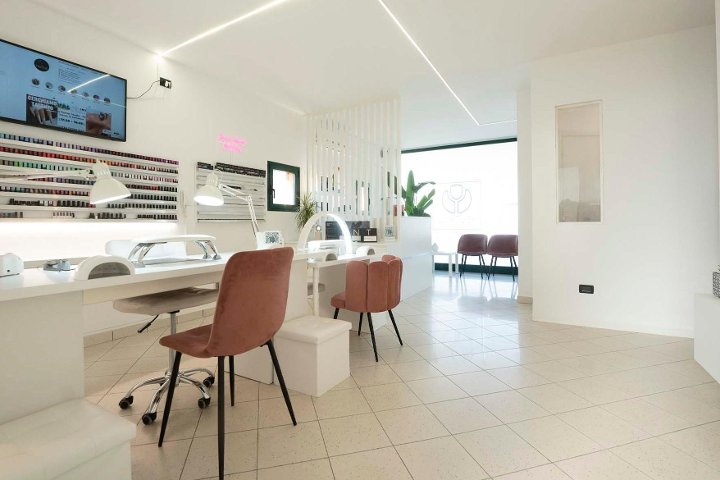 Youtiful Beauty Institute Ferrara - Épilation Ferrara - Photo de galerie - OneBooking