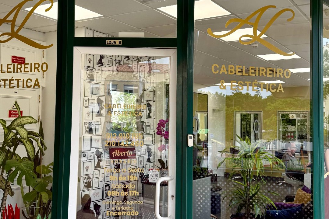 Ana Lucia Cabeleireiro e Estética, Parede, Distrito de Lisboa