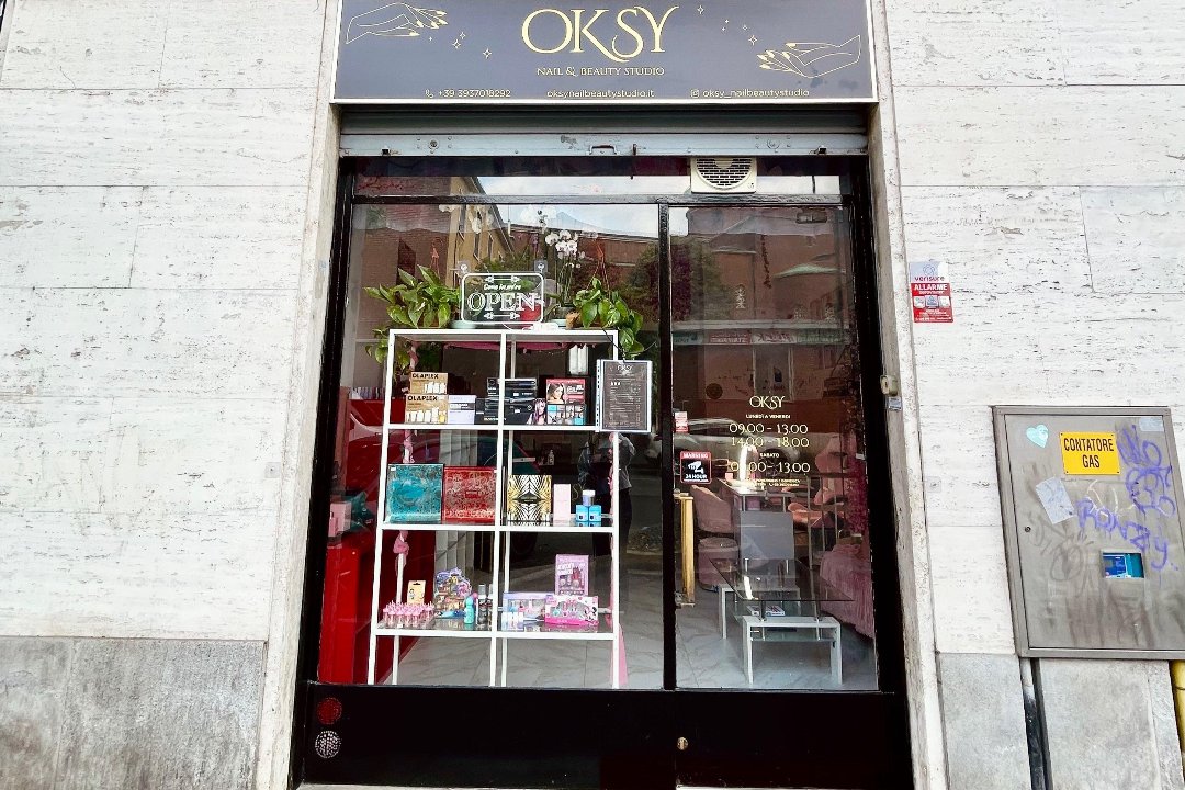 OKSY Nail and Beauty Studio, Baggio, Milano