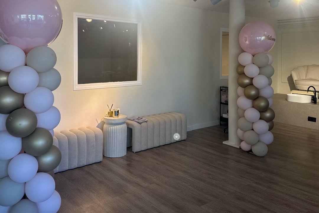 BROWS BY DIYA, Belgieplein, Amsterdam