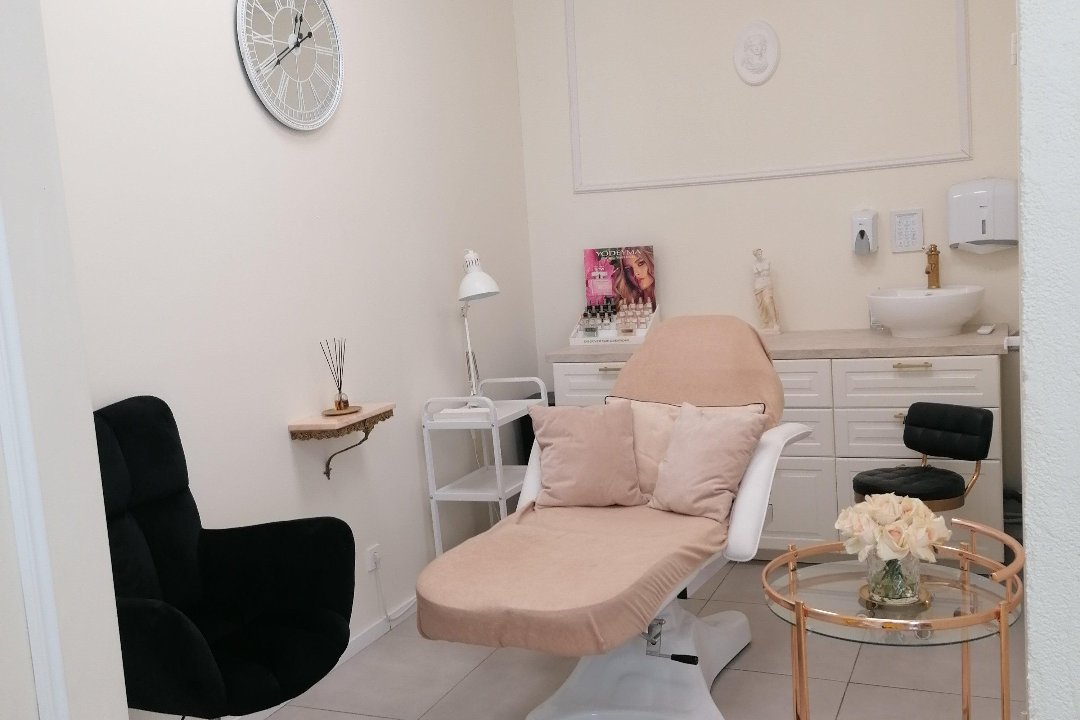 Grožio paslaugos Vipė (Grožio namai Doville), Pašilaiciai, Vilnius
