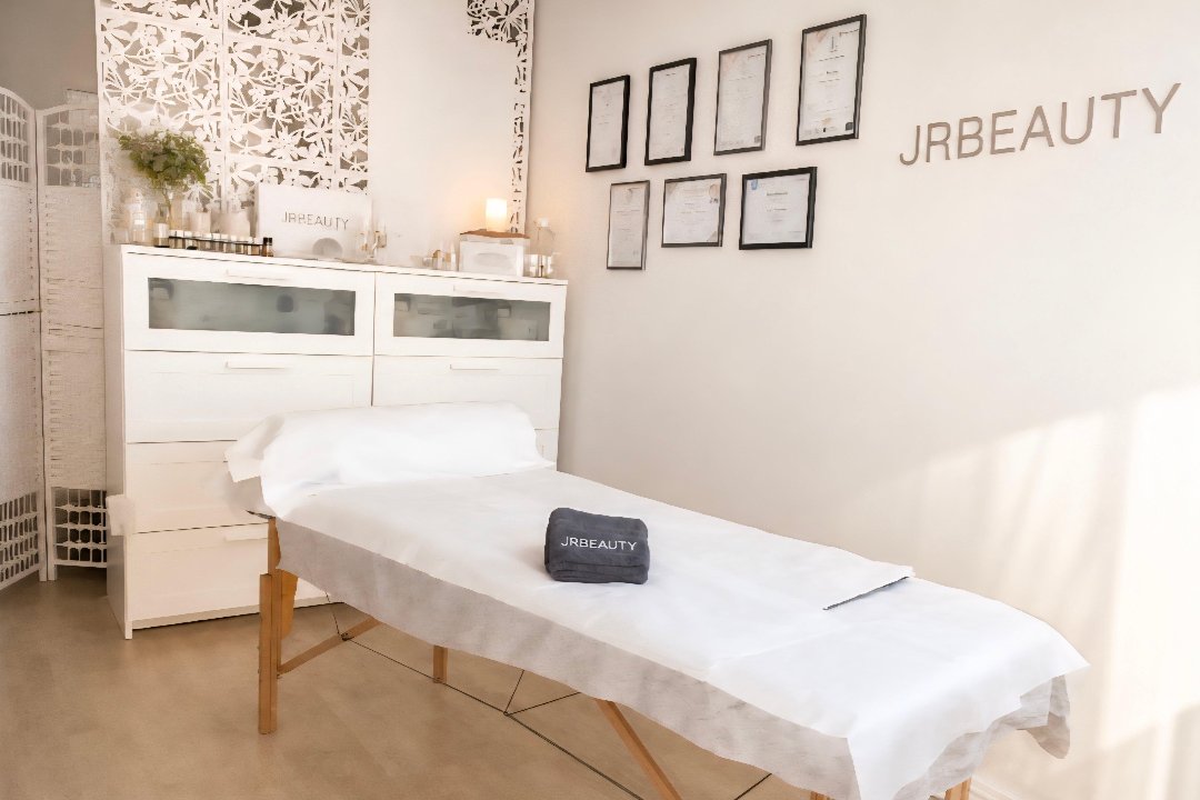 J.R.Beauty, Croydon, London