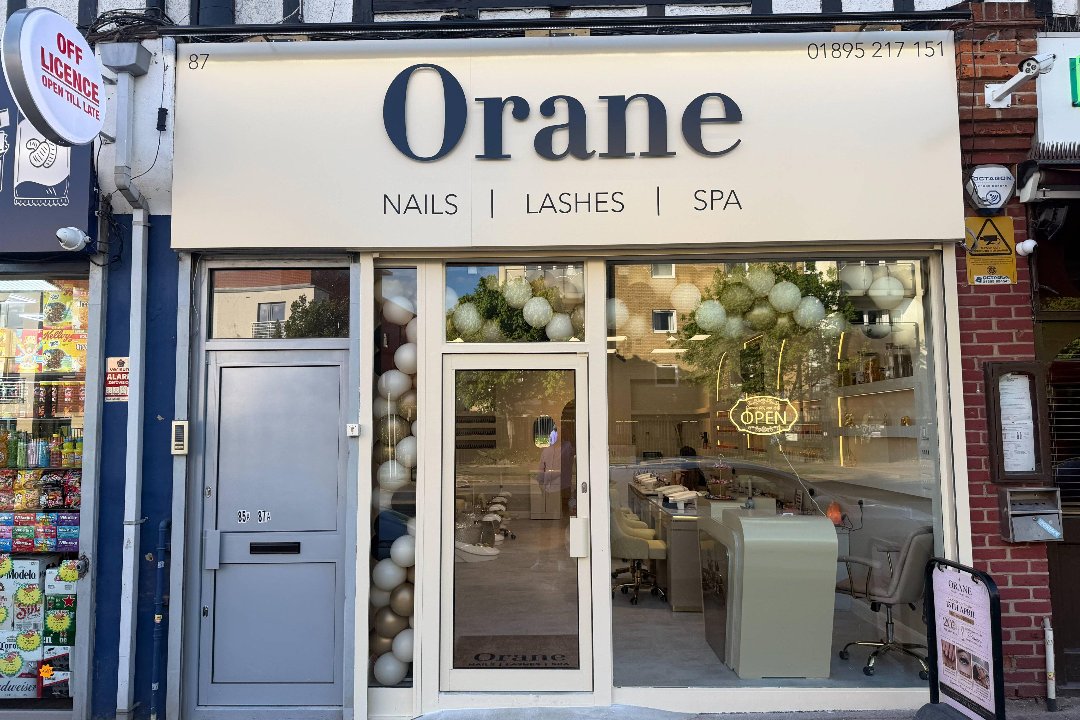 Orane Ickenham, Ickenham, London