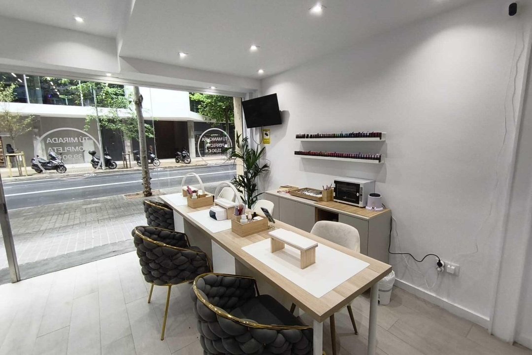 Lotus Studio Bcn, Carrer Balmes, Barcelona