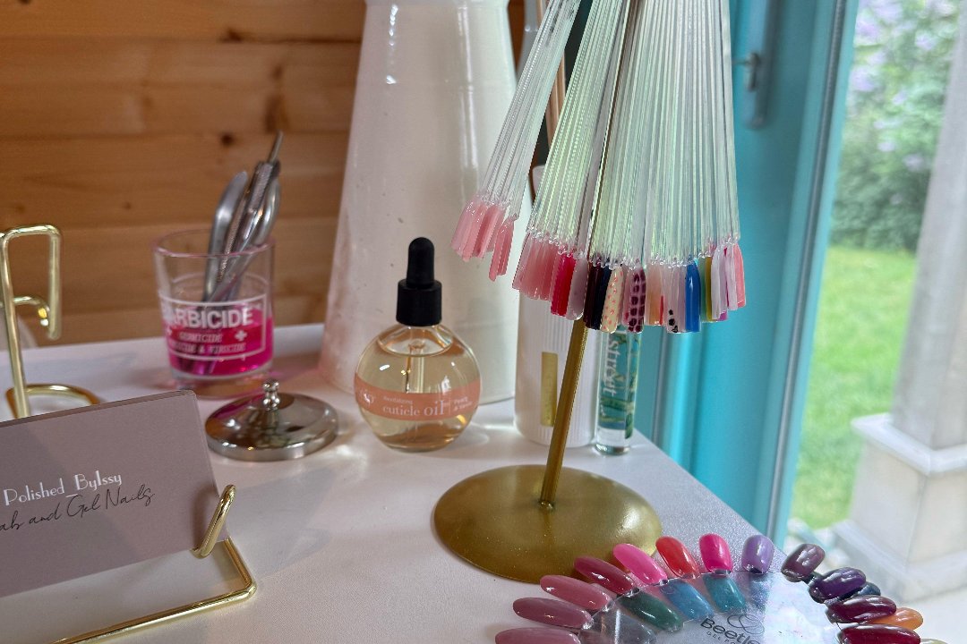 Polishedbyissy, Oxted, Surrey