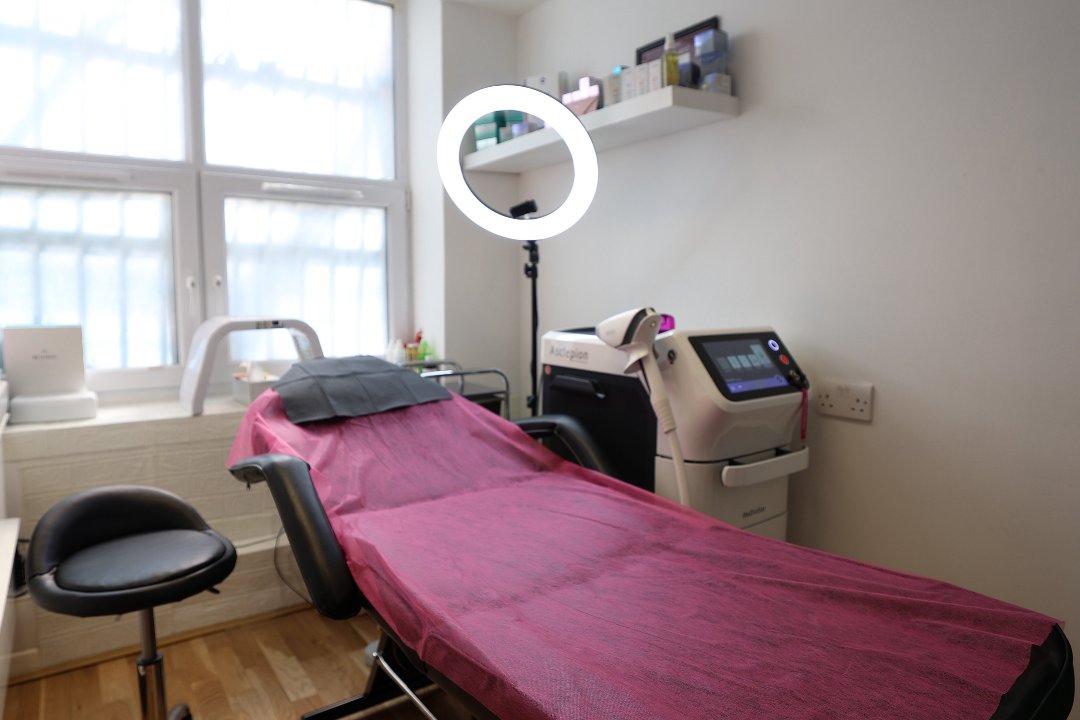 Ilona Beauty, Ravenscourt Park, London