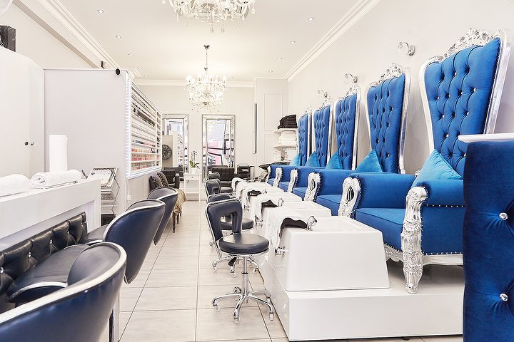 LUXX Nails & Beauty Bar | Hair Salon in Holborn, London - Treatwell