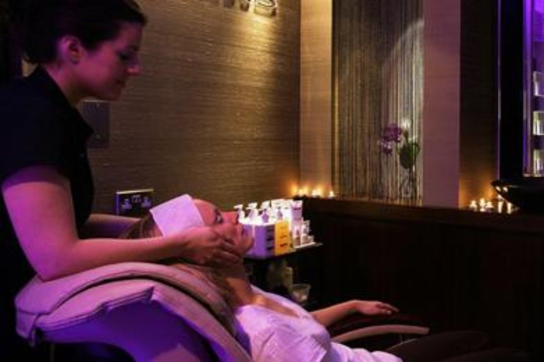 Elemis SpaPod at Debenhams in Belfast, Belfast