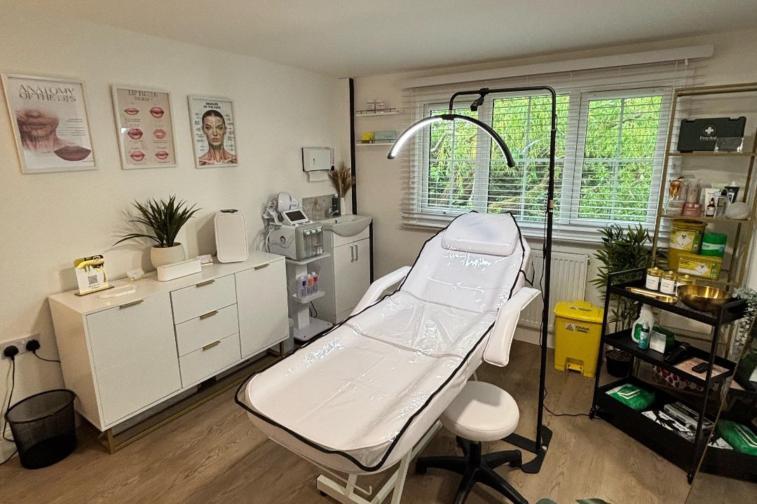 KKCOSMETICS, Chadwell Heath, London