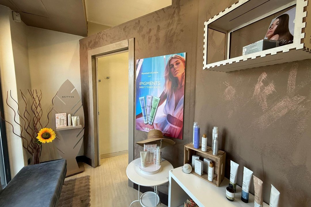 Voilà Hair & Beauty, Uboldo, Lombardia