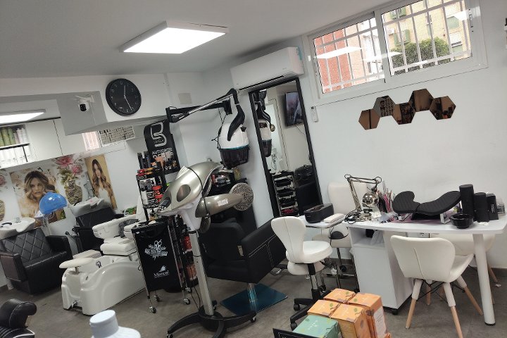 Peluquería Tracy Sevilla - Onglerie Sevilla - Photo de galerie - OneBooking